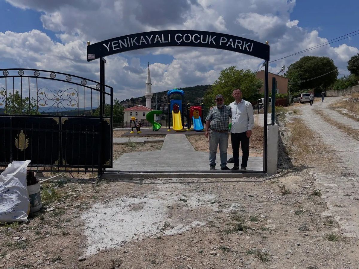 Boyabat’ta köy çocuklarına yeni oyun parkı