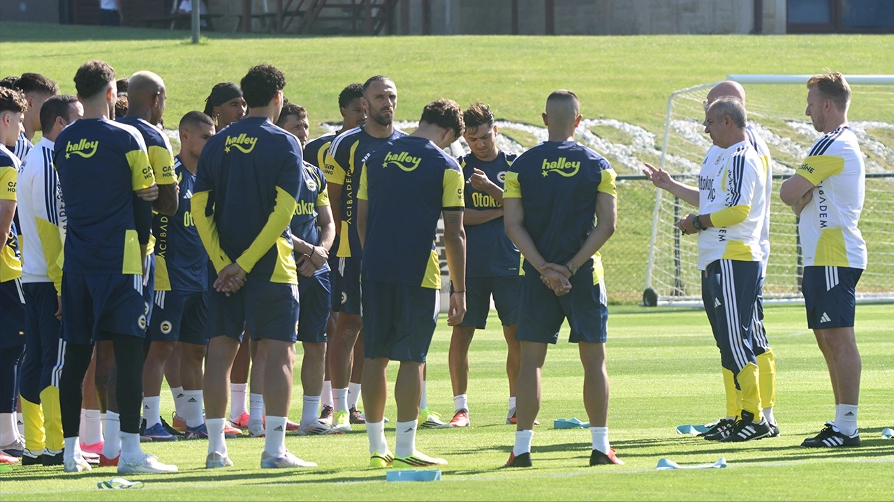 Fenerbahçe'de İsmail Kartal takıma ilk konuşmasını yaptı: Ne dediği belli oldu