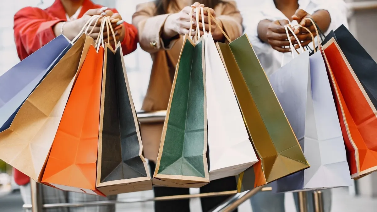 Inditex indirimi ne zaman başlıyor? 2026 yaz indirimleri hangi tarihte?