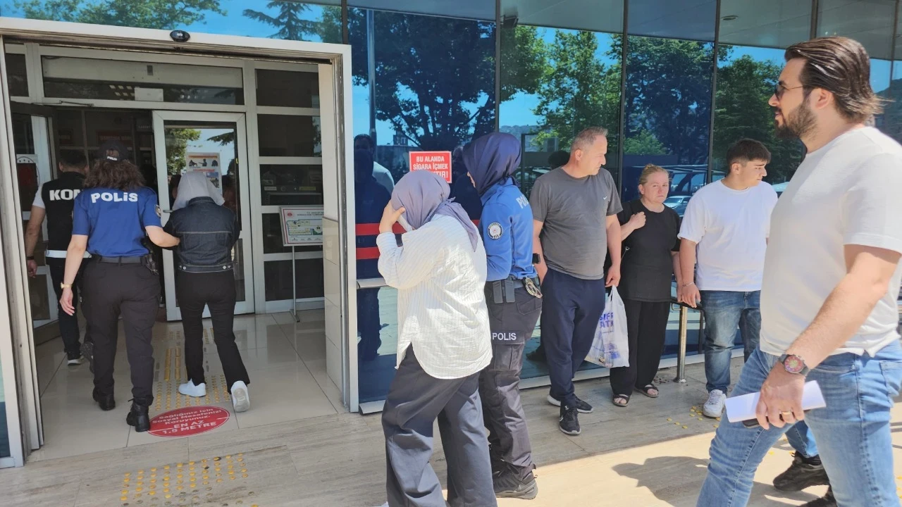 Rüşvet alıp kürtaj yapan doktora operasyon: 20 gözaltı