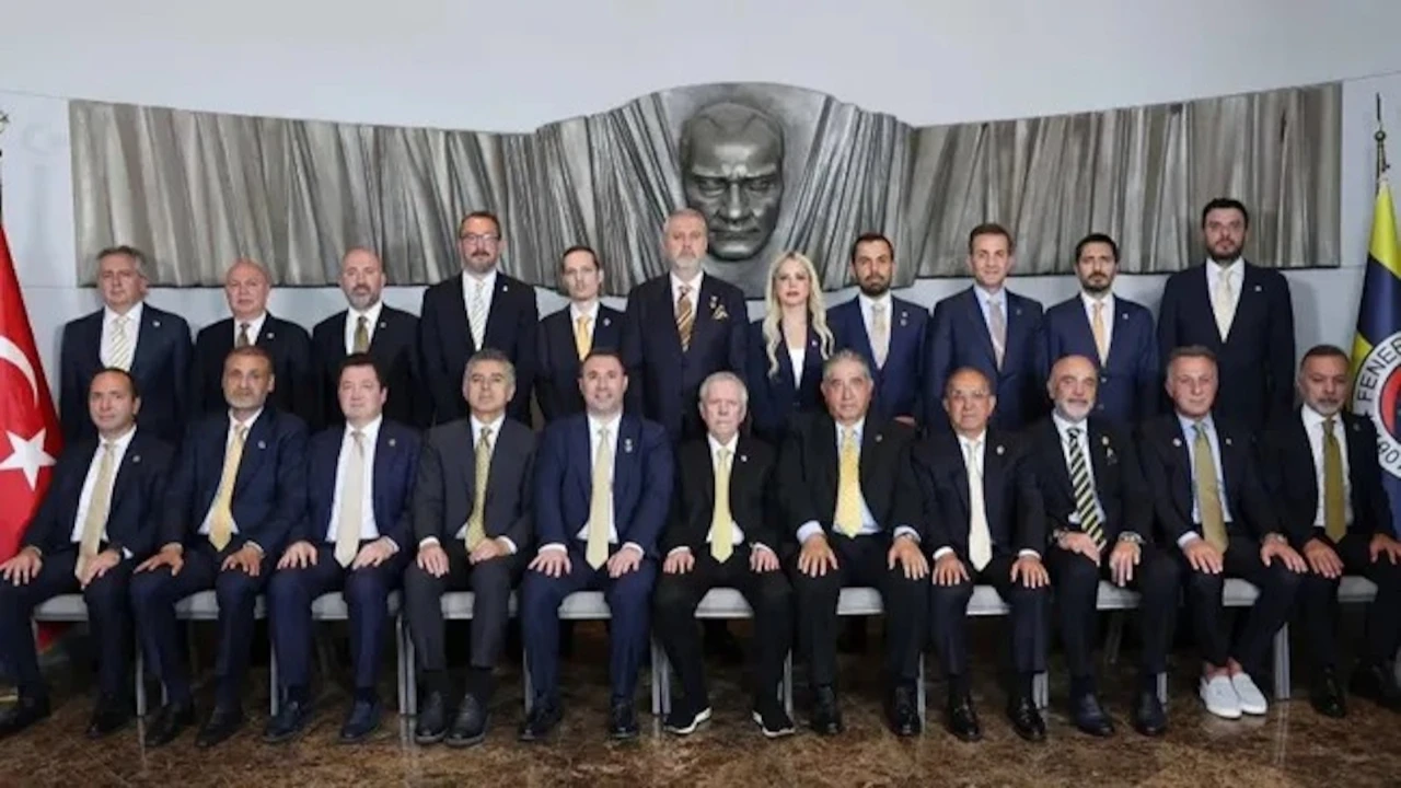 Aziz Yıldırım'ın ekibinde görevler belirlendi