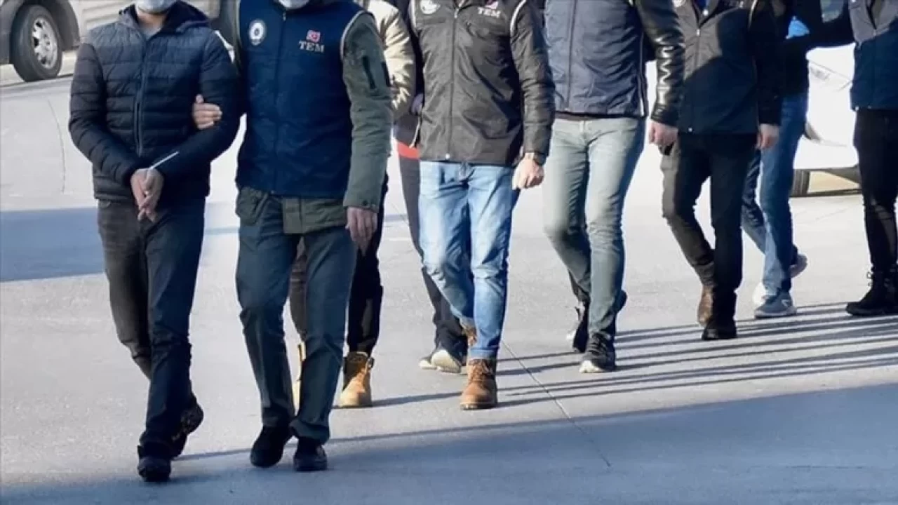 Sahte noter belgeleriyle göçmen ağına operasyon! 18 kişi gözaltına alındı