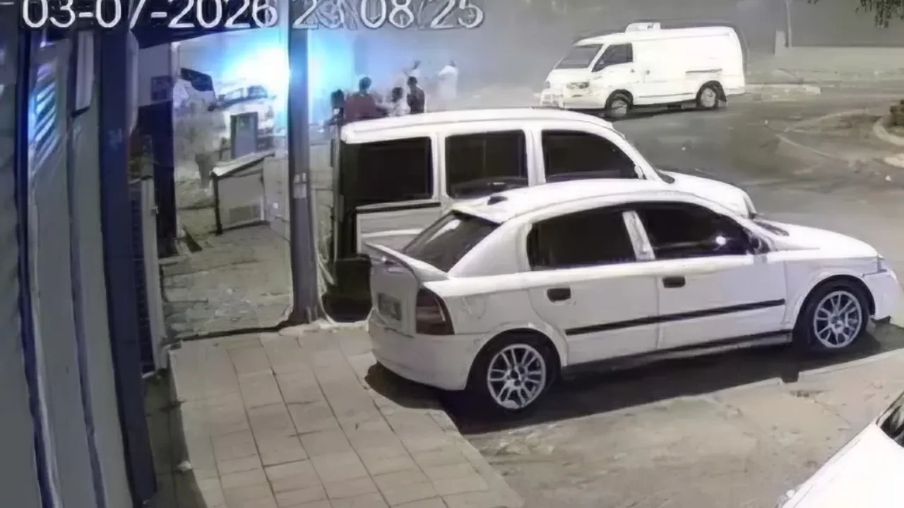 Çorlu’da iki kişinin öldüğü patlama anı kamerada!
