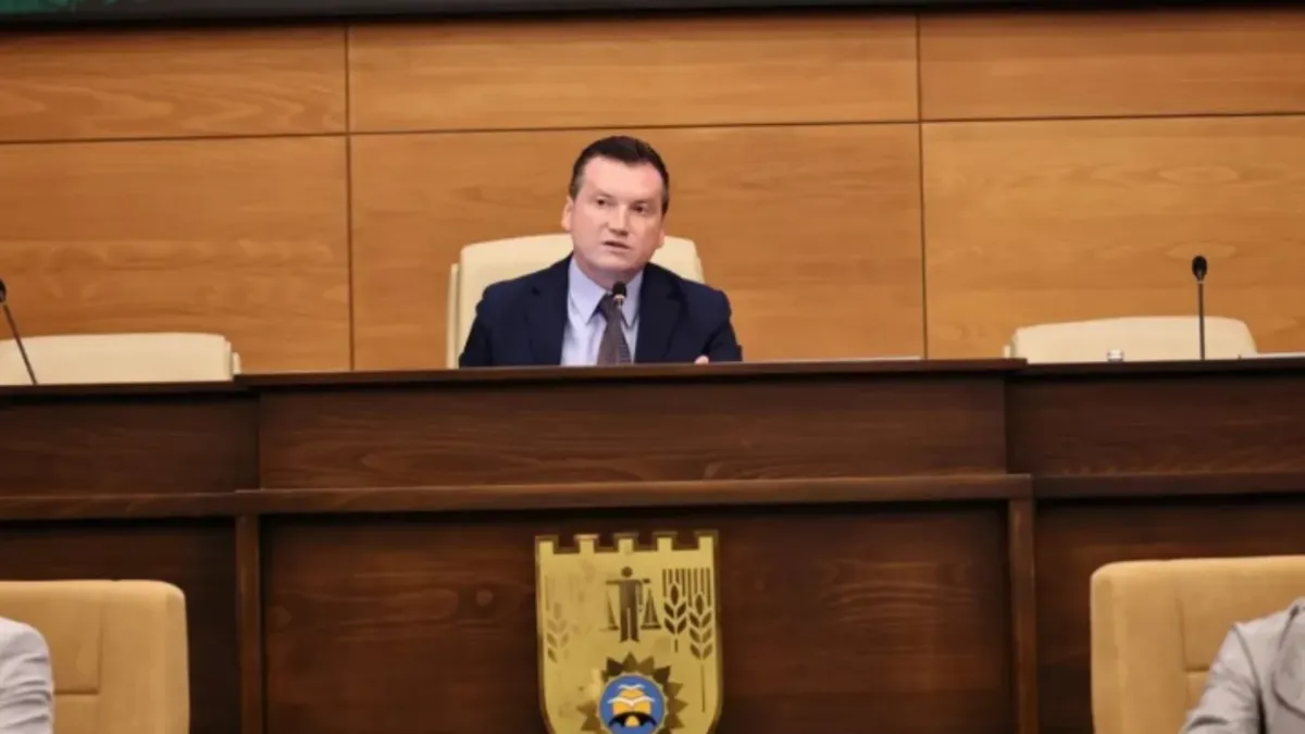 CHP'li Silivri Belediyesi'ne yolsuzluk operasyonu: 18 zanlı adliyede