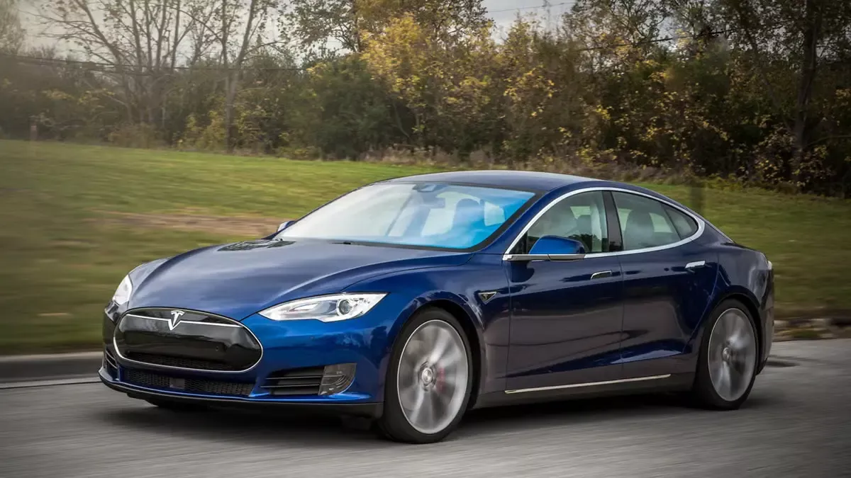 800 bin km'de sorunsuz Tesla: Efsane çürüdü