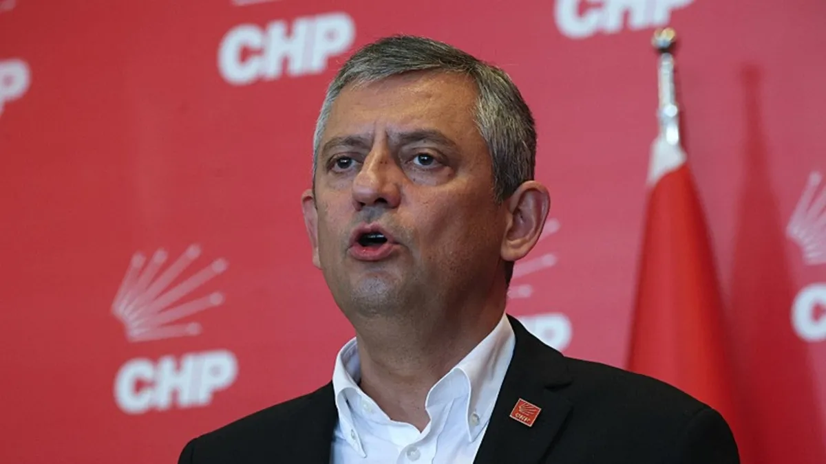 Yeni parti adımı! Özgür Özel CHP'den istifa etti