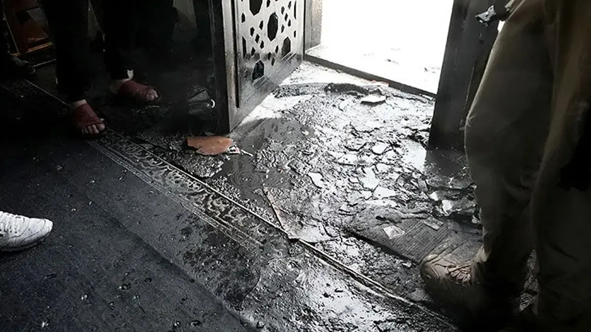 Siyonistlerden alçak saldırı: Batı Şeria'da camiyi ateşe verdiler