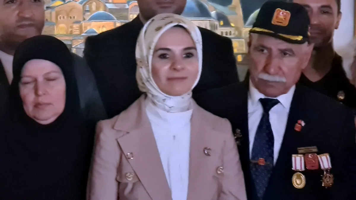 ‘Sanatın Vatan Nefesi: 15 Temmuz’ Sergisi İstanbul’da açıldı