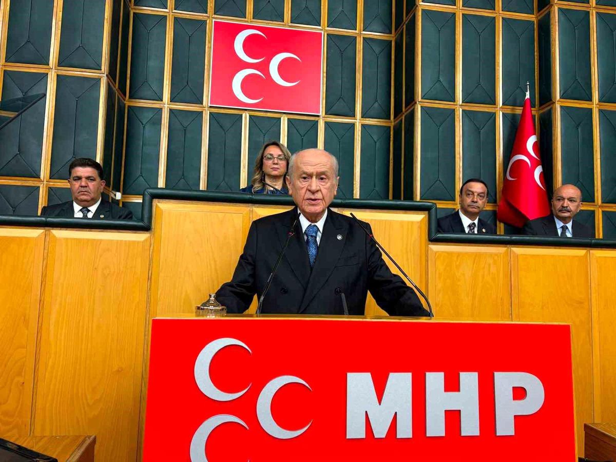 MHP'den A Milli Takıma Dünya Kupası marşı