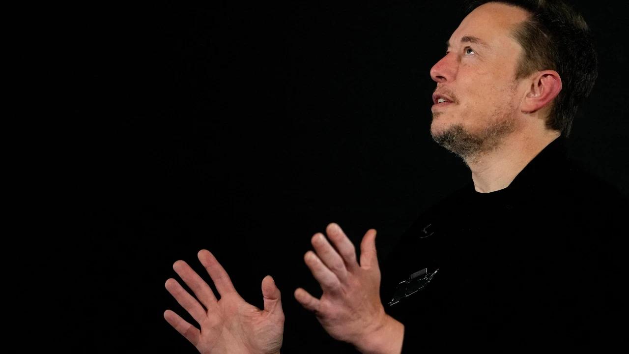 ABD'de 1 yılda satılan tüm araçları satın alabilir: İşte Elon Musk'ın trilyon dolarlık servetiyle yapabilecekleri