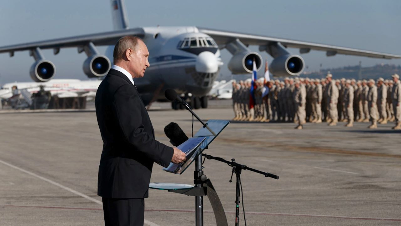 Rus Dışişleri: Suriye'deki üslerin yeniden yapılandırılmasını görüşüyoruz