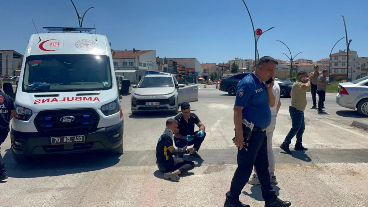 Karaman'da otomobil ile motosiklet çarpıştı: 1 yaralı