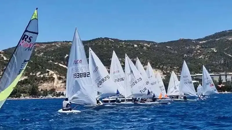 Sahil Güvenlik Kupası Yelken Yarışları Foça'da yapıldı