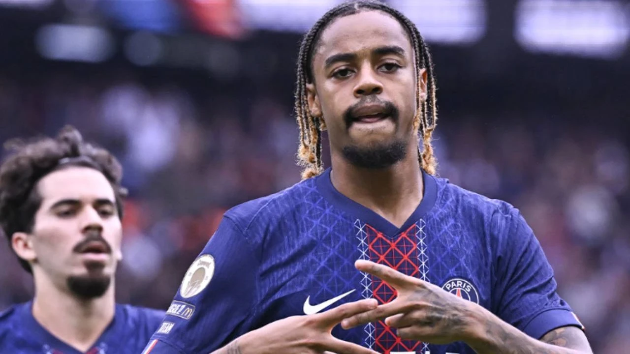 Barcola, adım adım Liverpool'a gidiyor