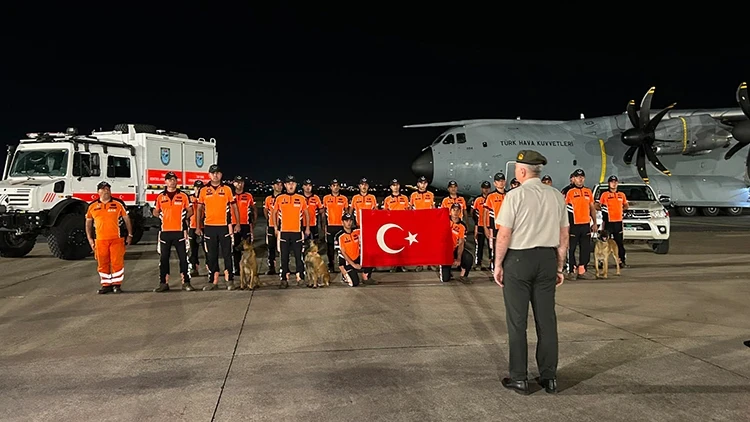 'Hiç yorumlayan Türkler' | Venezuela'daki arama kurtarma ekipleri yurda döndü