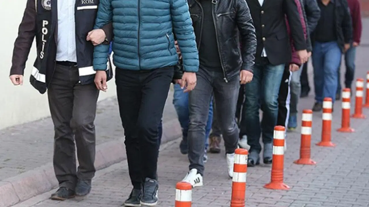 11 şirkete el konuldu! 24 ilde yasa dışı bahis operasyonu: 80 gözaltı