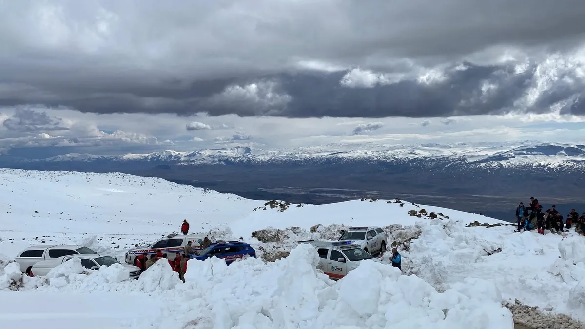 Ağrı Dağı'nda kaybolan Sevim Yılmaz'ın cesedi 3 ay 20 gün sonra bulundu