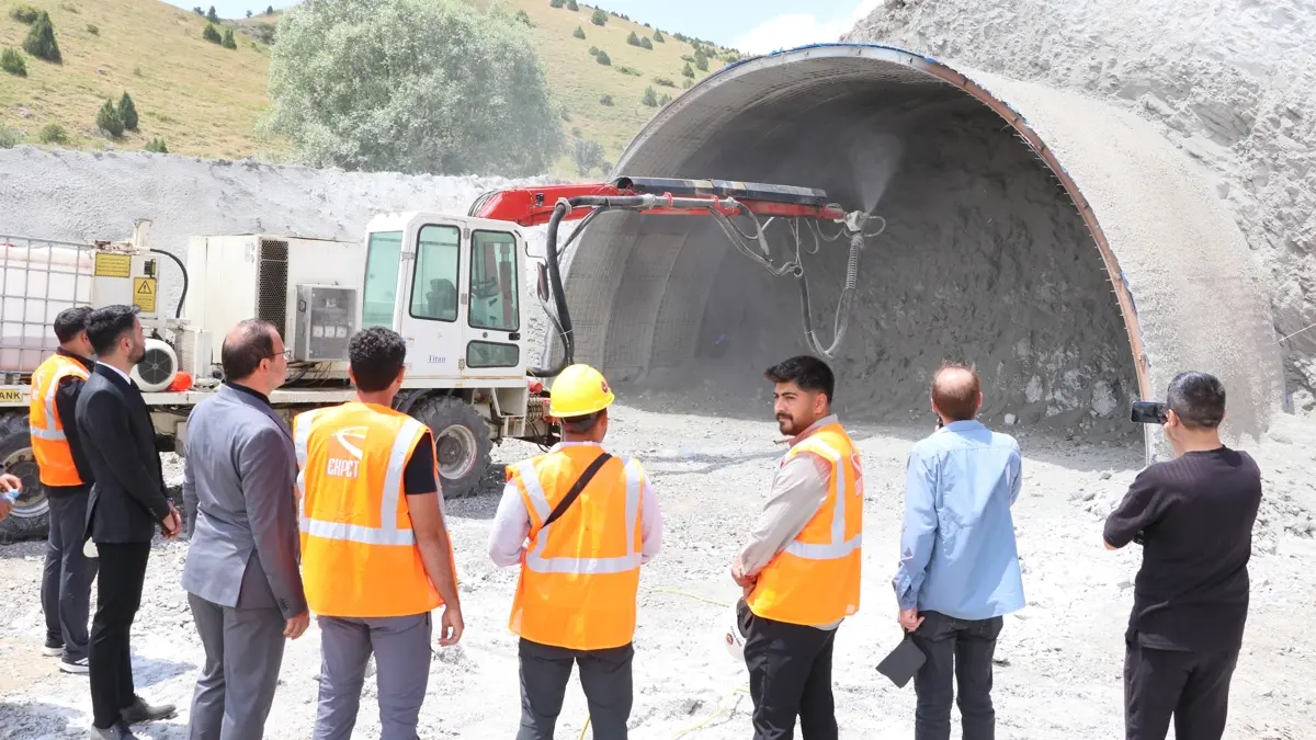 Seyahat süresi 5 dakikaya düşecek: Dev projede temel atıldı