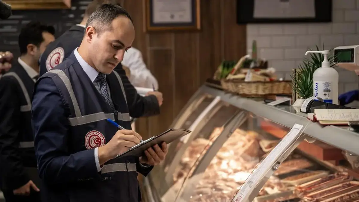 Beyaz et denetimi: Marketlere 10 milyon lira ceza