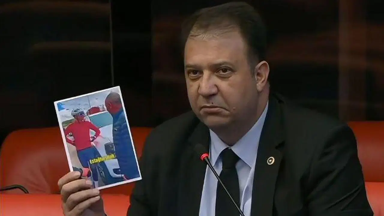 Bisiklet taytı üzerinden Vali'yi hedef alan CHP'li İnan Akgün Alp'e partisinden tepki