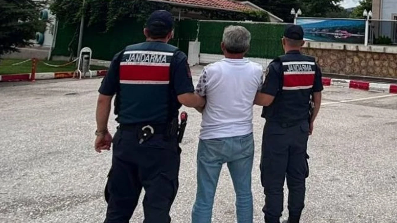Hapis cezası bulunan hükümlü jandarma operasyonuyla yakalandı