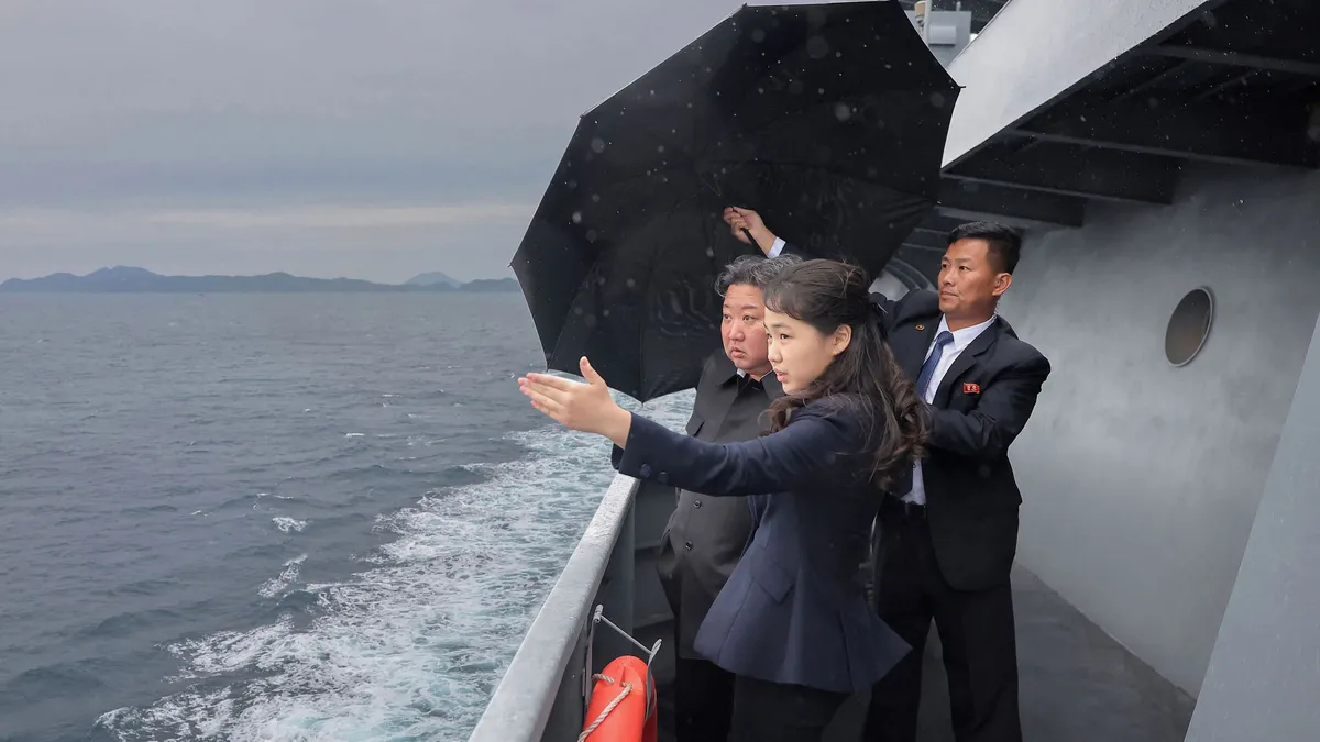 Kim'den dünyaya gözdağı! Kuzey Kore nükleer donanma hedefini açıkladı