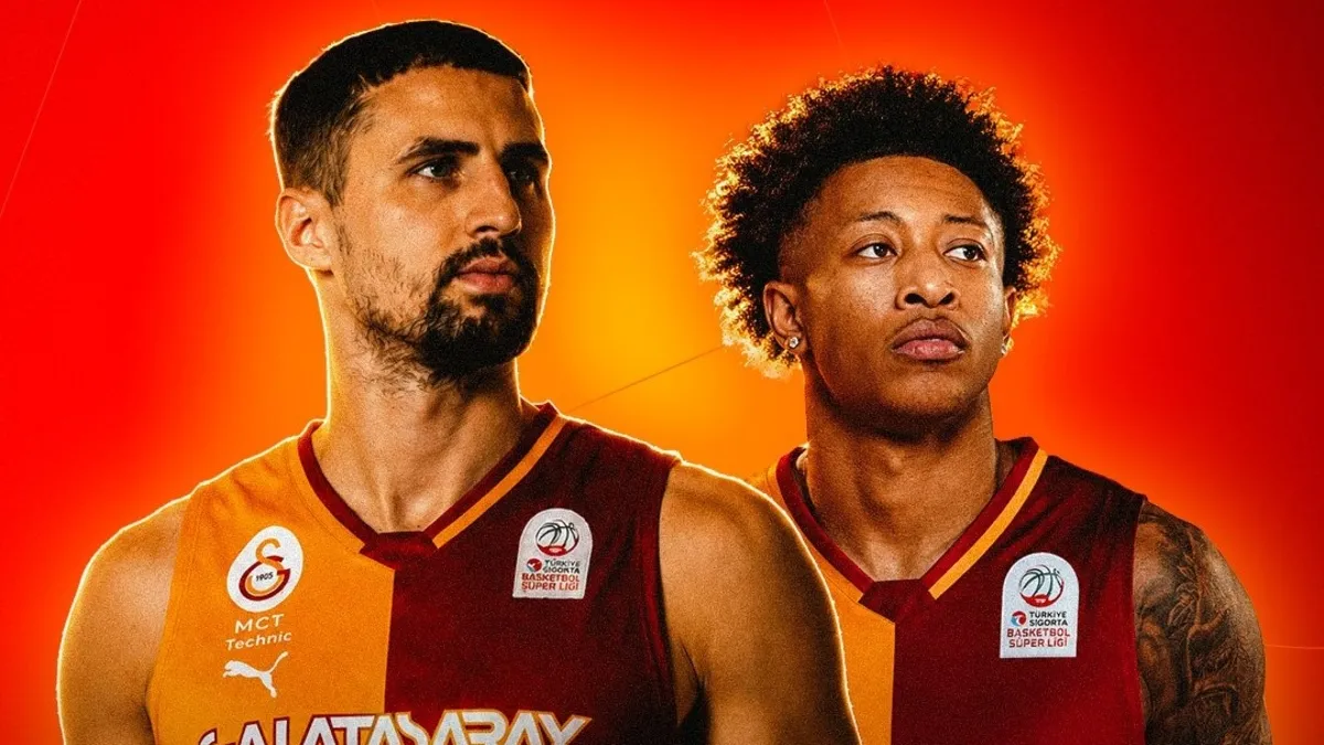 Galatasaray'da iki isimle vedalaşıldı!