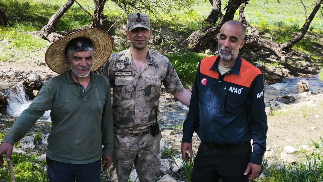 Mantar ararken kayboldu, 12 saat sonra bulundu