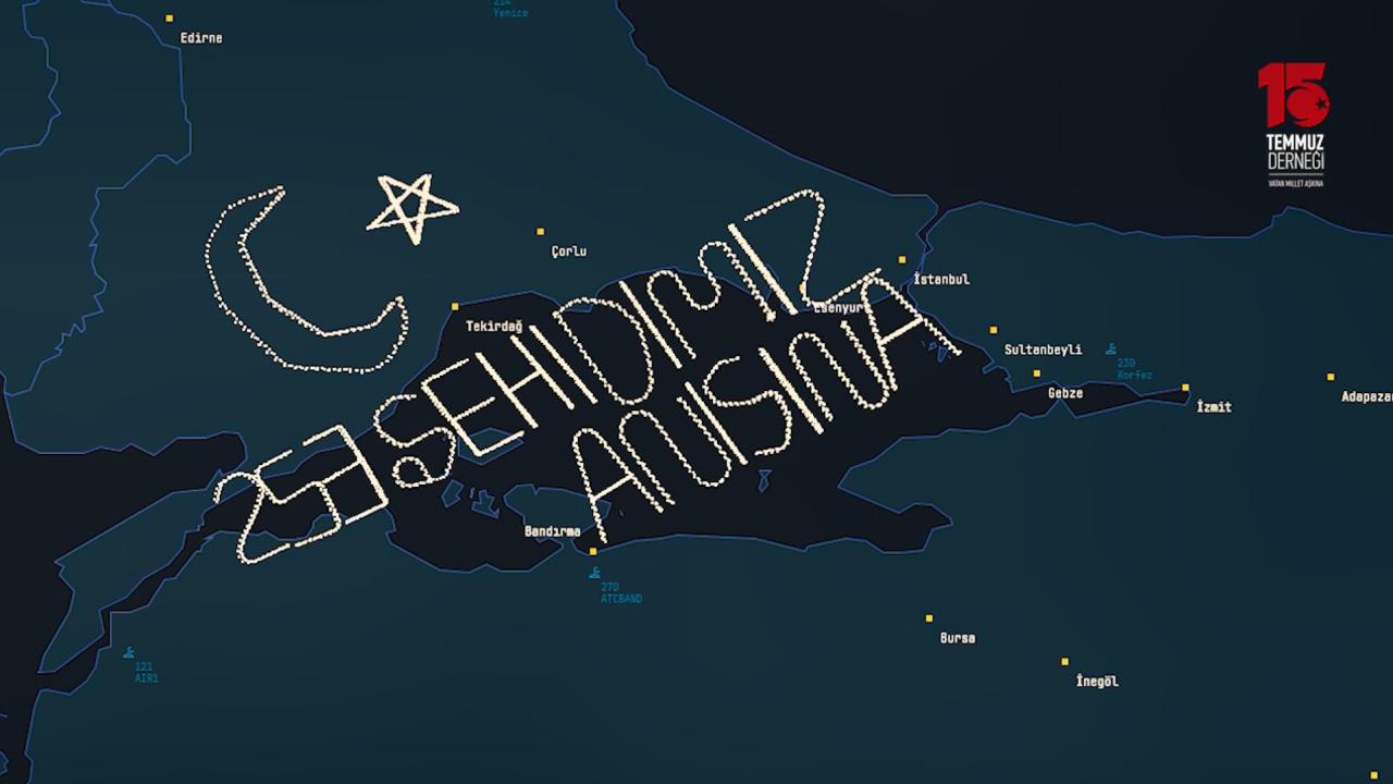 15 Temmuz'daki şehitlerin anısına gökyüzüne yazı yazıldı