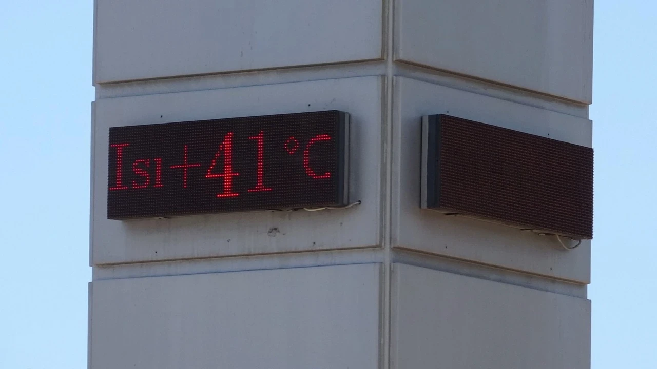 Termometreler 41 dereceyi gösterdi, hissedilen sıcaklık bunalttı