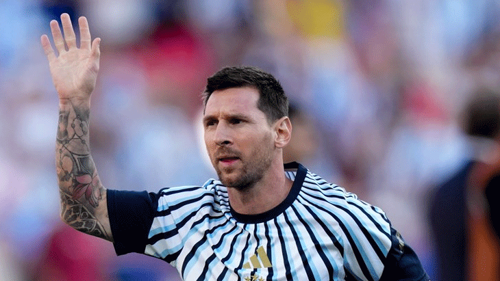 Lionel Messi, Dünya Kupası'nda yürüyerek tarih yazıyor