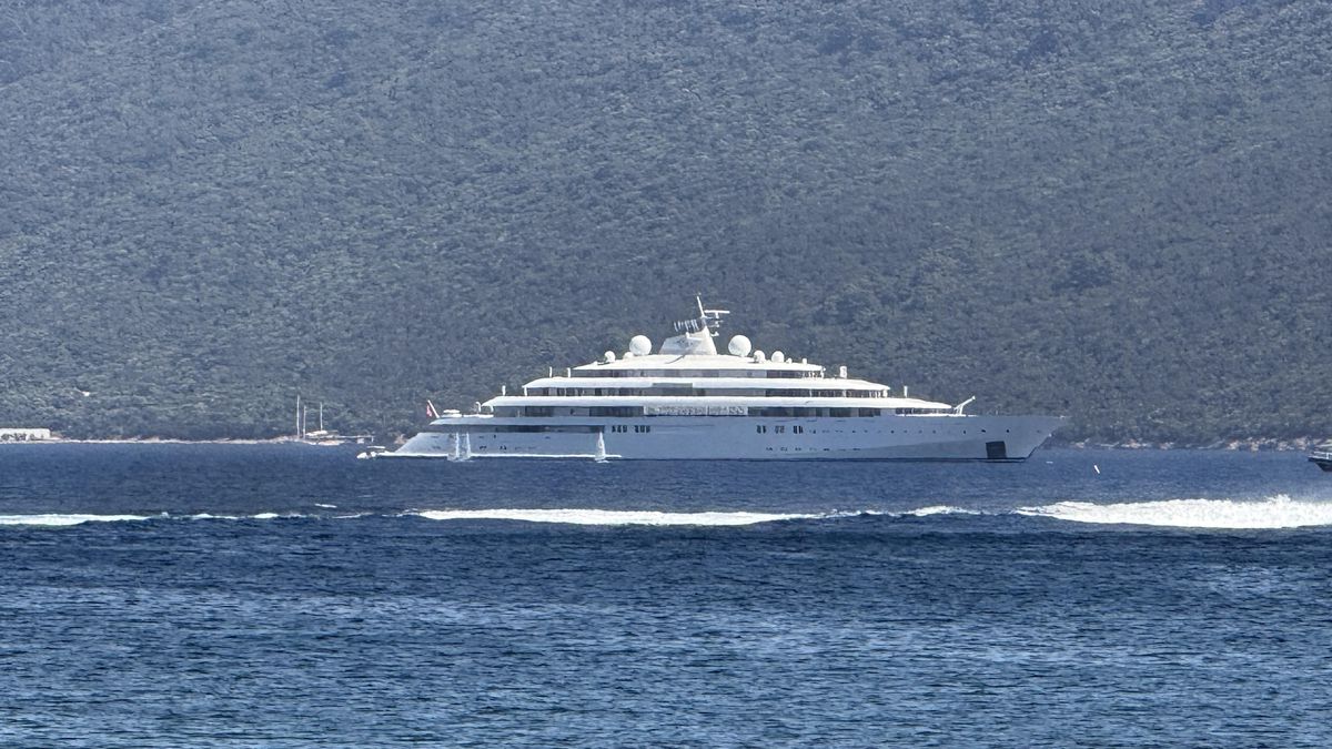 150 milyon dolarlık yüzen saray Bodrum’da