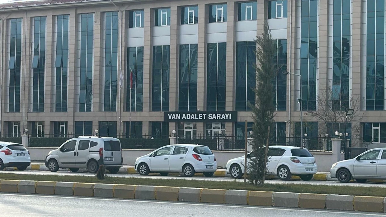 Ölümlü kazaya karışan AKP il başkanının kızına ev hapsi