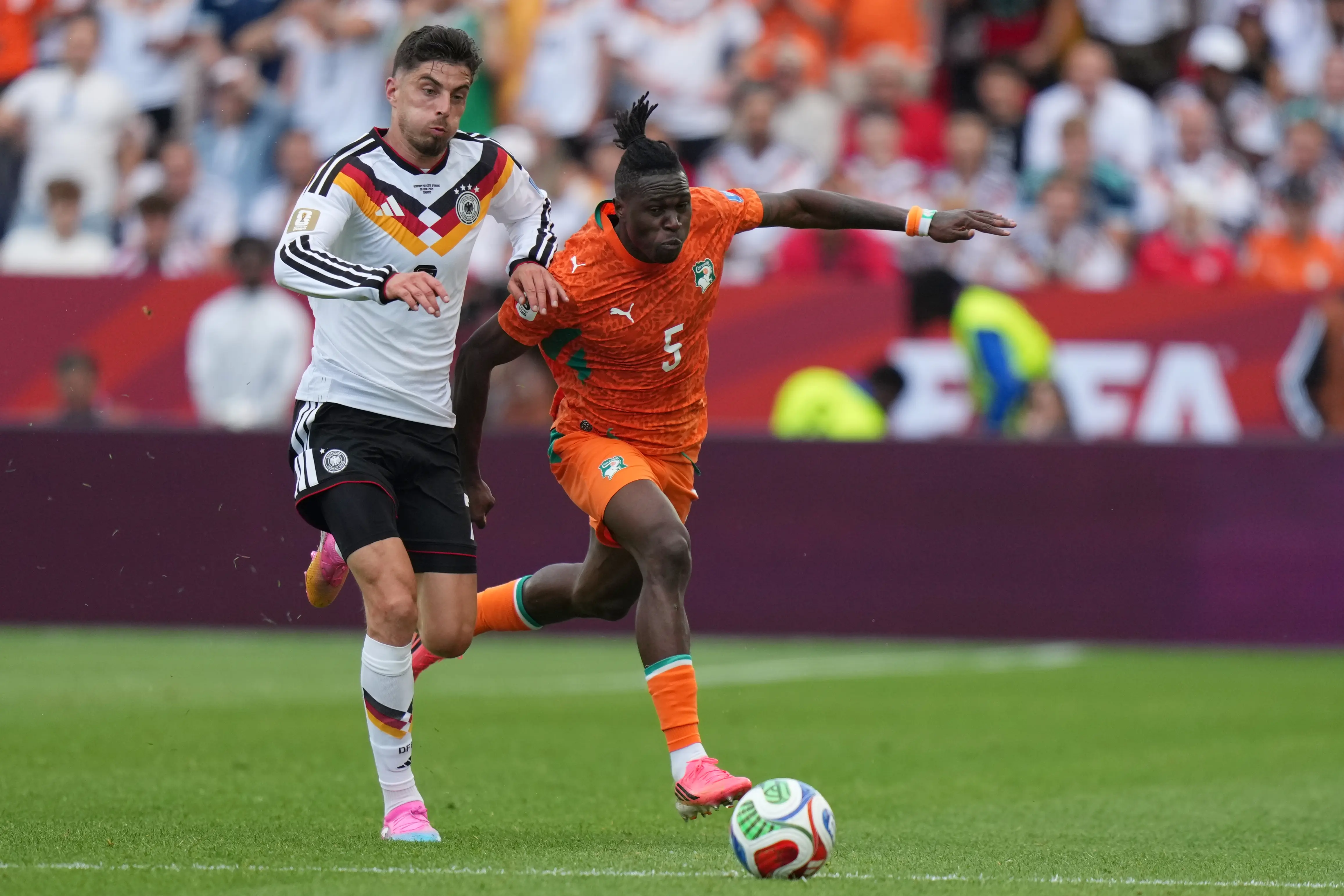 Sakatlanan Wilfried Singo'dan iyi haber geldi