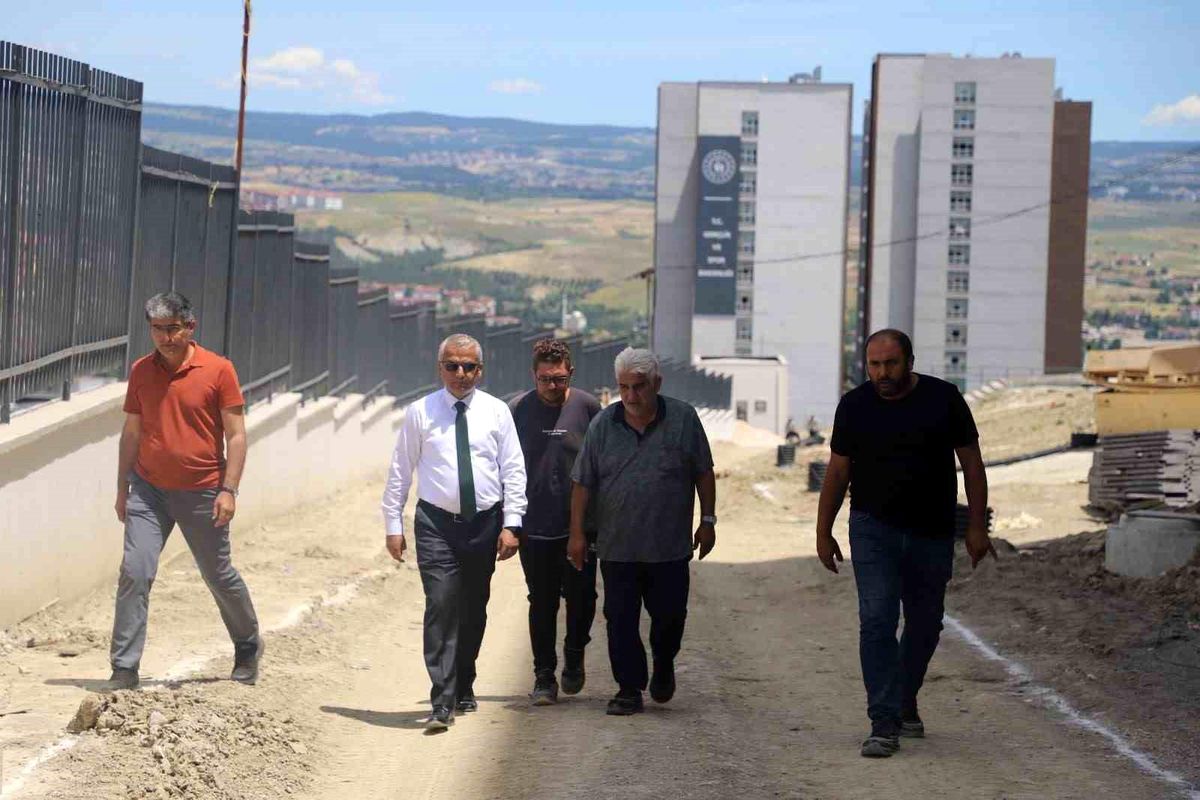 Karabük'te 419 kişilik öğrenci yurdunda çalışmalarda sona yaklaşıldı