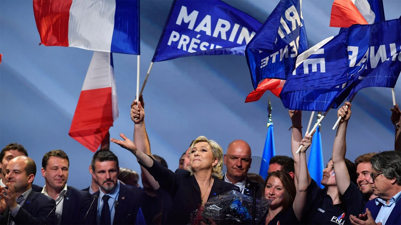 Marine Le Pen'den 2027 cumhurbaşkanlığı adaylığı açıklaması