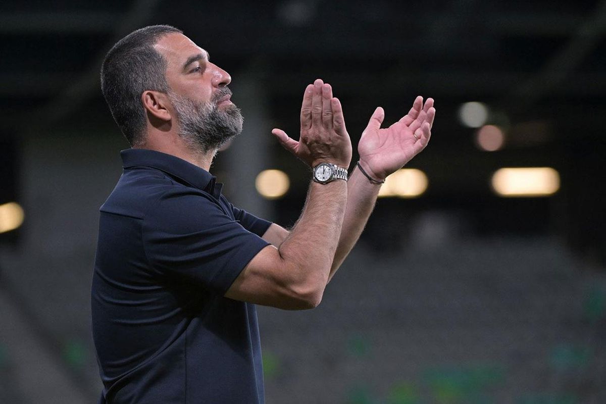 Arda Turan Türkiye'ye geliyor! Şimdiden 15 bin bilet satıldı