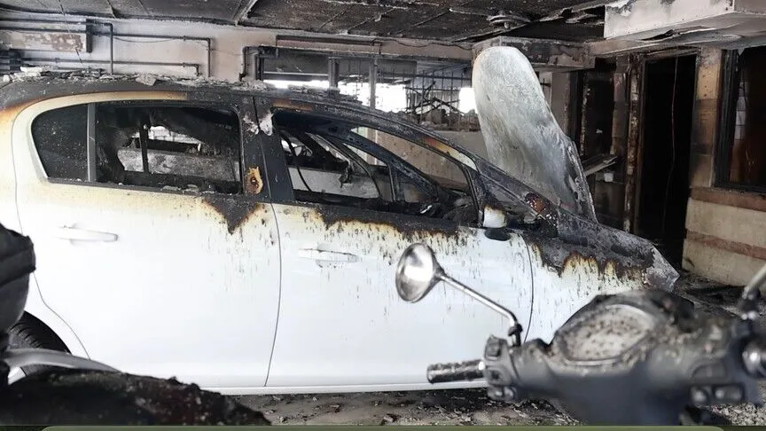 Selanik'te siyasetçinin evine yapılan saldırıda yaralananlardan birinin durumunun kritik olduğu belirtildi