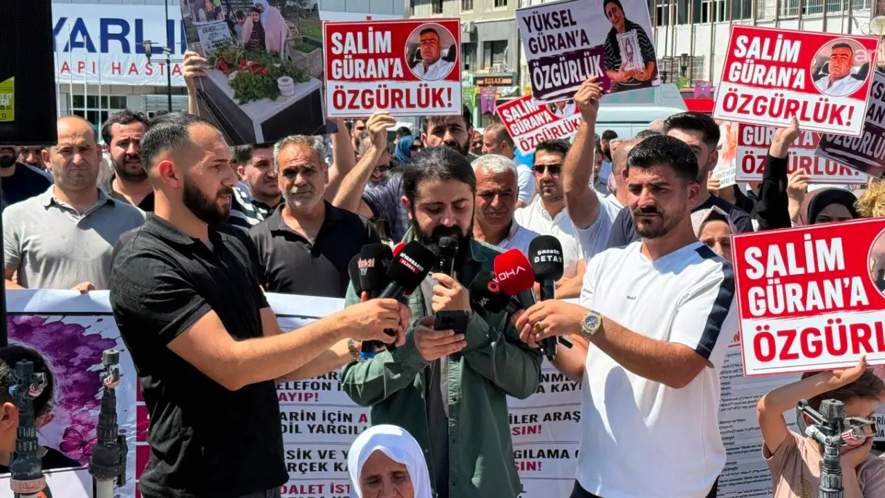 Diyarbakır’da Güran ailesi için 'adalet' talebinde bulundular: 'Gelin Narin'in ailesinden helallik isteyin'