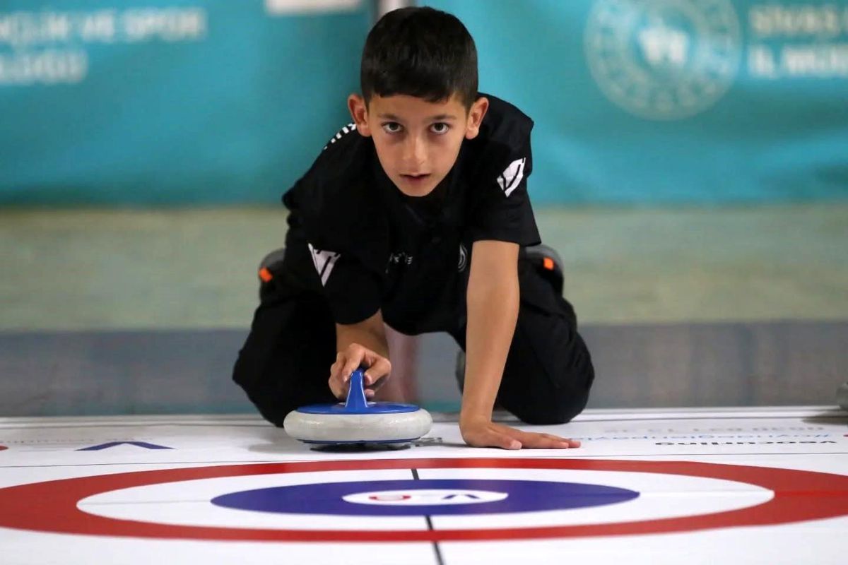 Floor curling Türkiye şampiyonası Sivas'ta devam ediyor