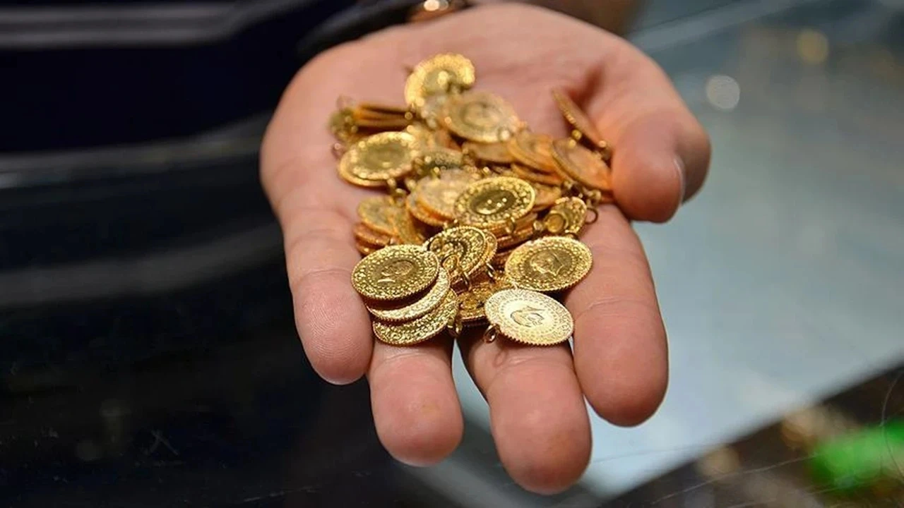 Altın yatırımcısını uyardı! Tarihi açıkladı: Bugün sakin o günü bekliyoruz