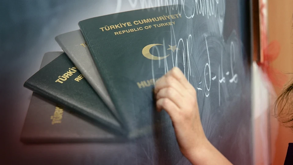 Öğretmenlere Yeşil Pasaport Başvurusunda Yeni Dönem: Öğretmenlerin Yeşil Pasaport Başvurusu Nasıl Yapılır?