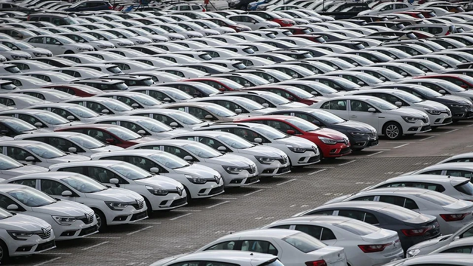 6 ay 6 bin kilometre kuralı uzatıldı mı? Ticaret Bakanlığı tarih verdi | EKONOMİ HABERLERİ