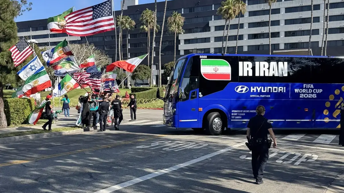 Dünya Kupası'nda İran Milli Takımı'na şok protesto: Otel önünde gerilim