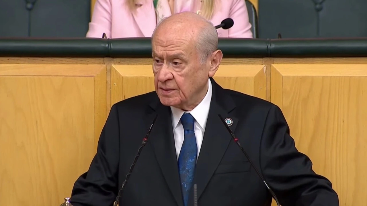 Son dakika | Bahçeli ateşkesi Ankara'da bozan Trump'a yüklendi: İran'ı bu sözlerle savundu