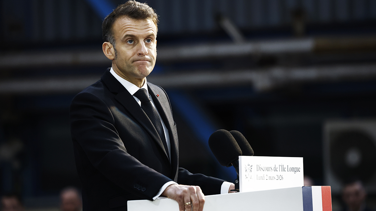 "Macron'un yürüyüşü için park kapatılacak" iddiasına açıklama