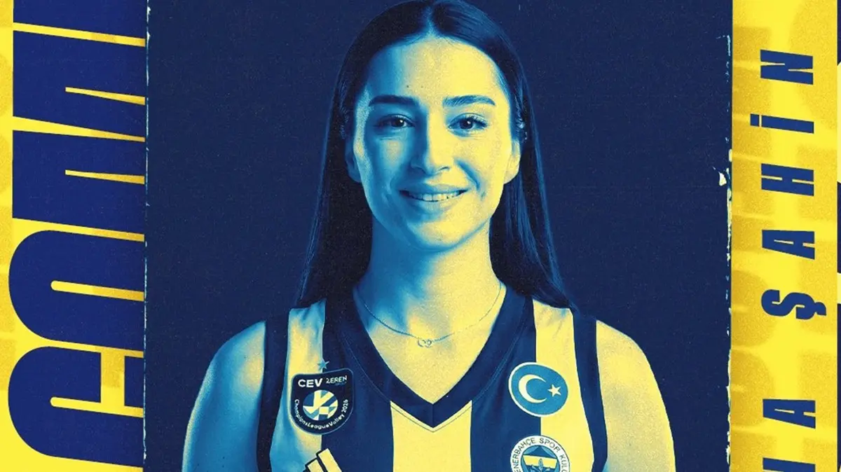 Milli voleybolcu Saliha Şahin Fenerbahçe'de