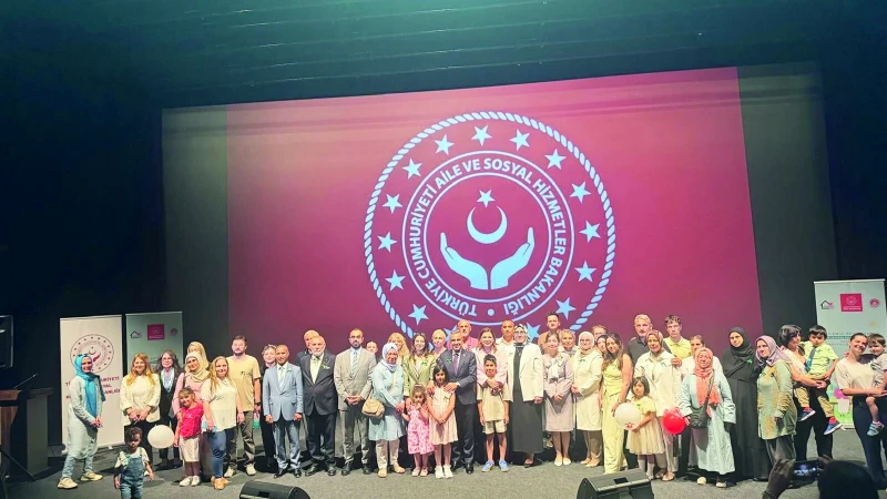 Bir çocuğun hayatına dokunun