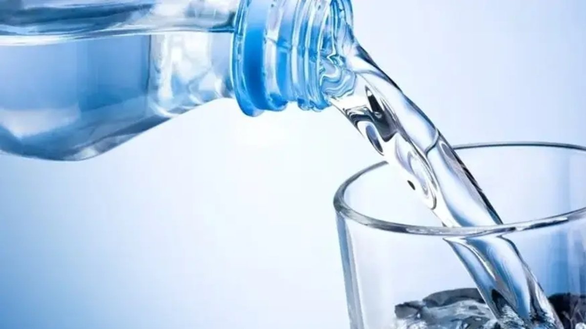 Yazın soda içmenin faydaları neler? Yaz aylarının gizli kahramanı: Sodanın bilinmeyen etkileri | Yazın su kaybını önlemek için ne yapılmalı?