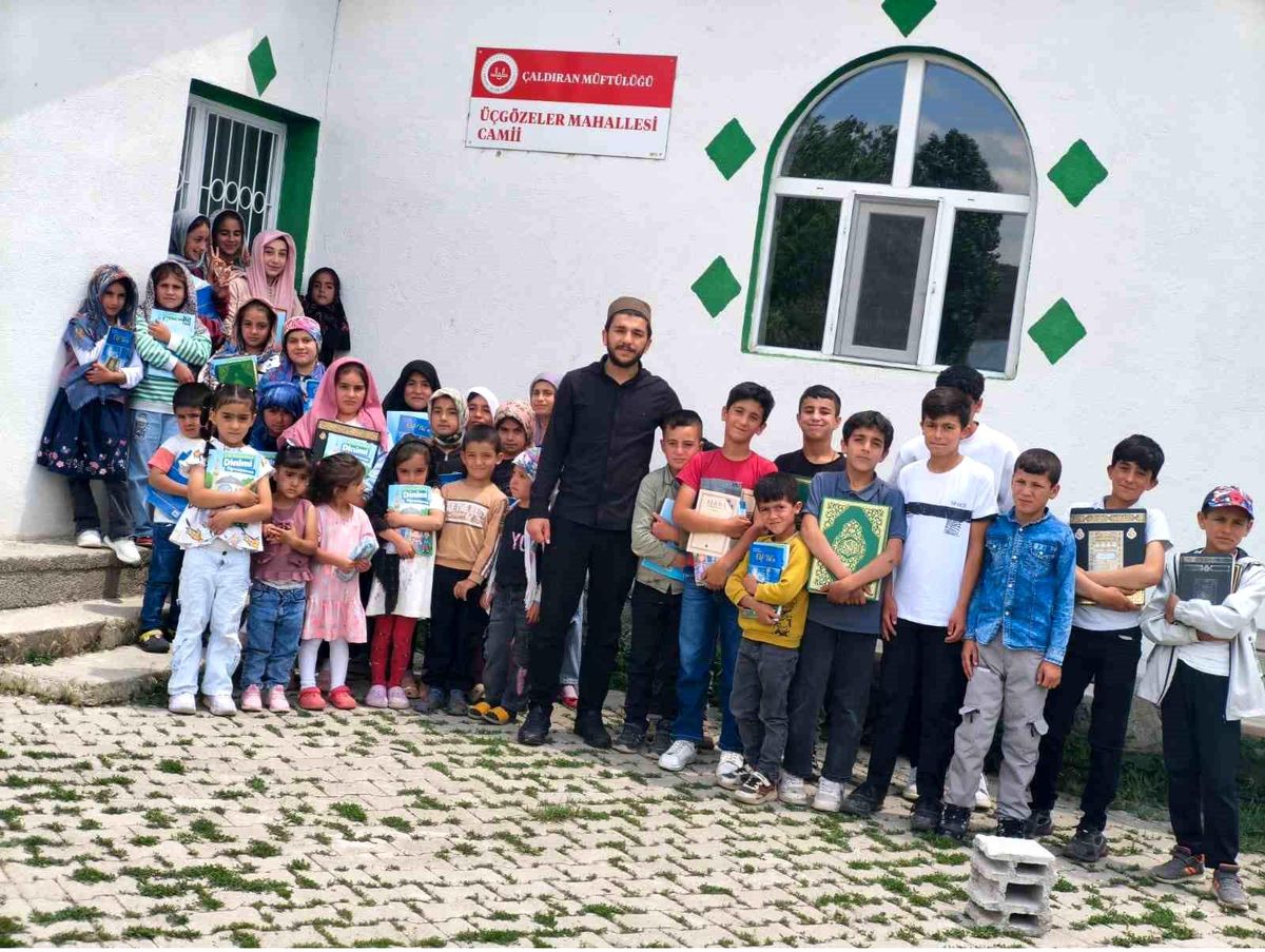 Çaldıran'da yaz Kur'an kursları büyük bir coşkuyla başladı